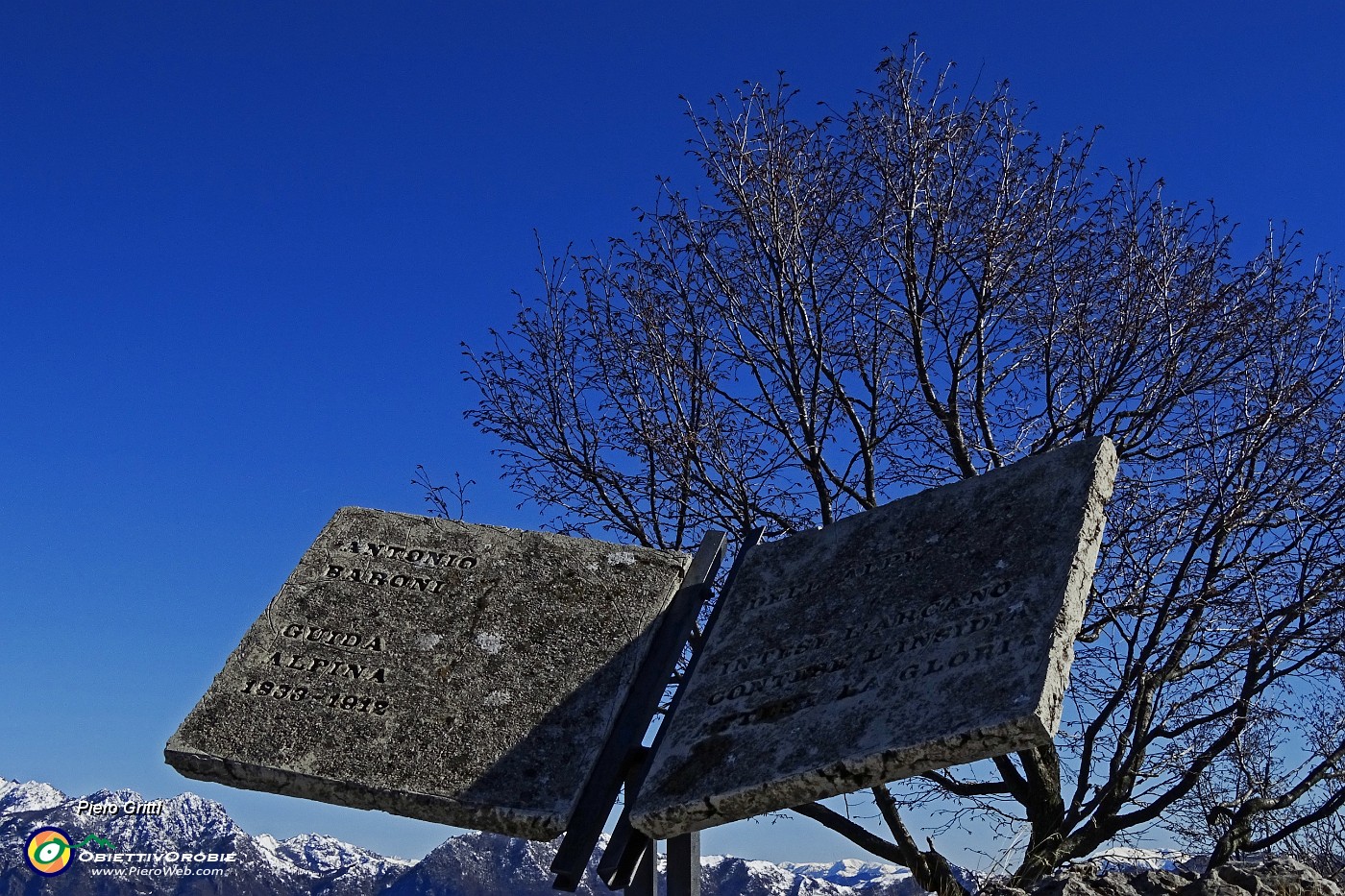 34 A ricordo della guida alpina Antonio Baroni.JPG -                                